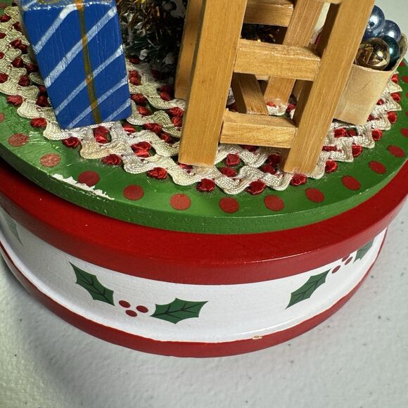 Rare Enesco 1986 X-mas Tree Gifts Revolving Musical | Vintage Christmas #313327 - Picture 5 of 13